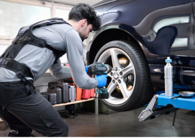 Egzoskelet-LiftSuit-za-mehanicare